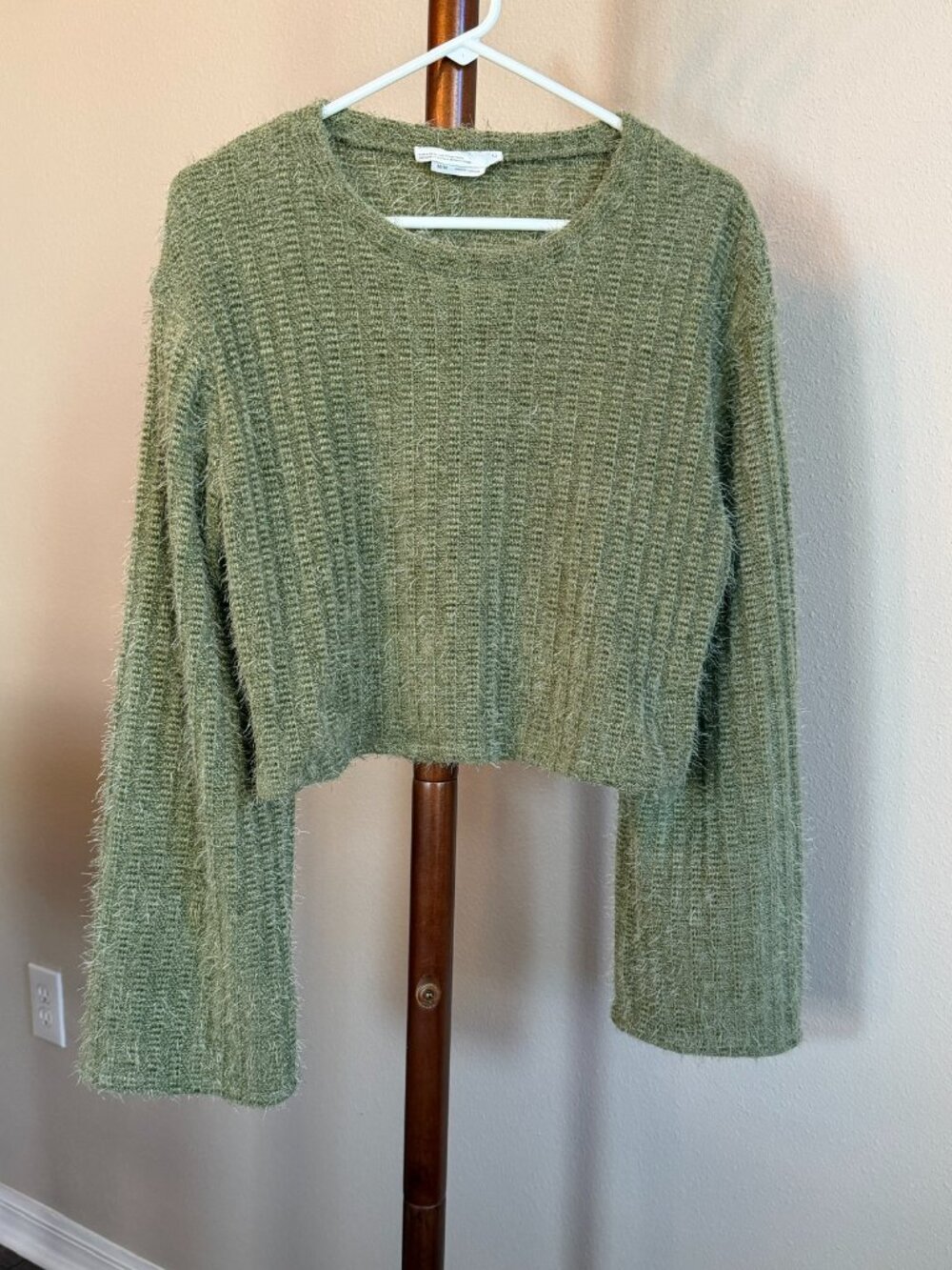 Urban Renewal Urban Outfitters Sage Green Fuzzy Crop Sweater Size M